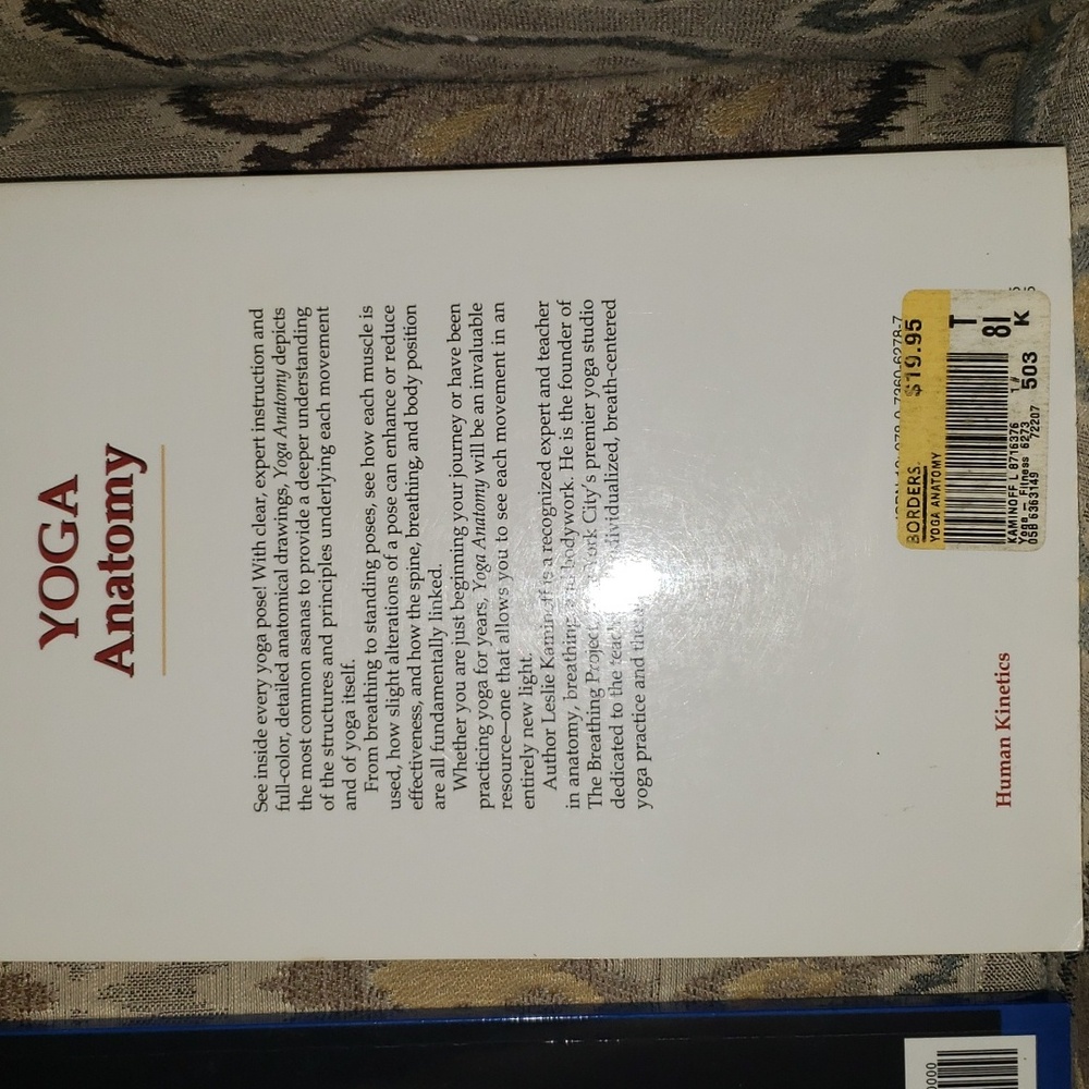 Books - Picture 2 of 9